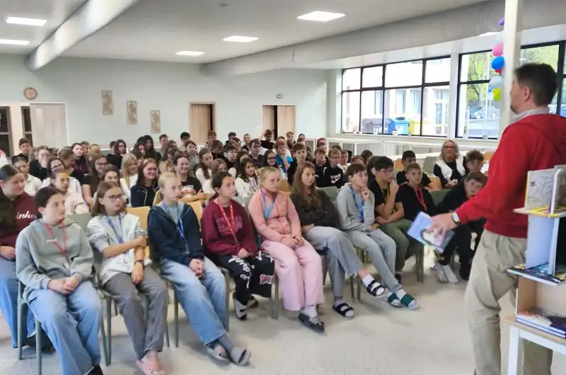 Beseda se spisovatelkou Michaelou Fišarovou 