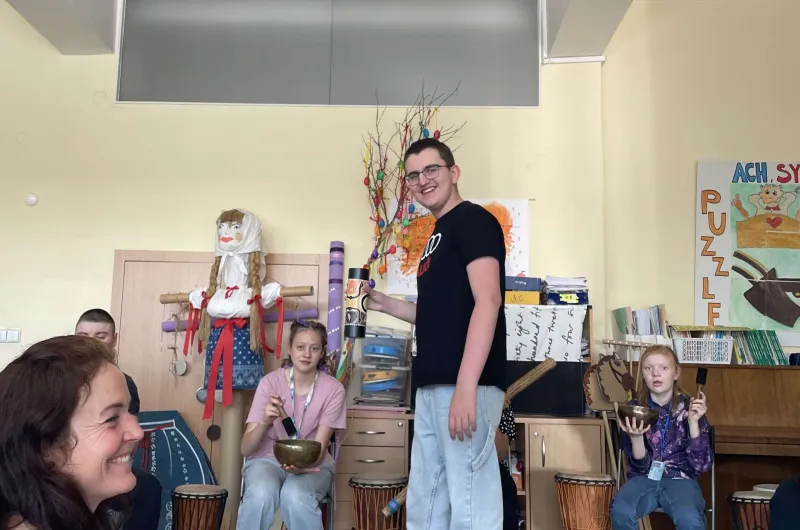 Muzikoterapie ve speciálních třídách
