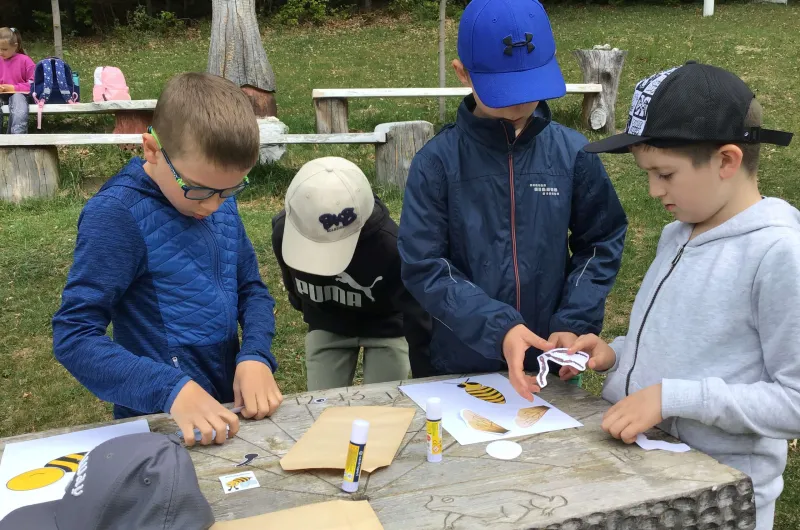 Návštěva včelnice na Slovensku – projekt Trojmezí 
