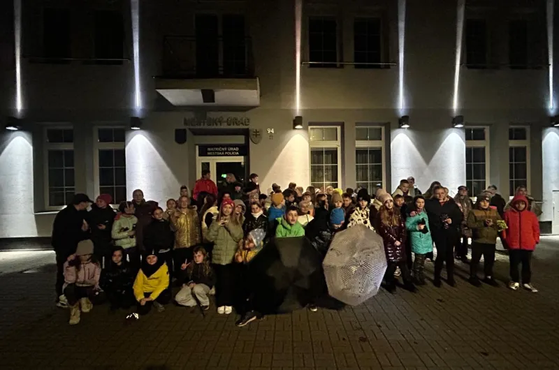 🌙 Noc s Andersenem v Kysuckém Novém Mestě! 📚🇸🇰